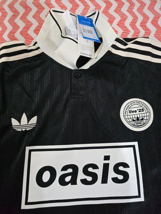 Camiseta Adidas 4XL Negra Nueva 65cm ancho