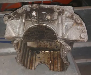 Cárter Renault Megane 1.6 16v Gasolina año 96