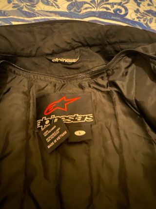 Chaqueta de moto Alpinestars roja y negra
