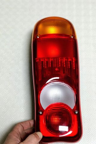 Farolim traseiro direito original novo para Nissan