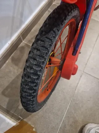 Bicicleta infantil Speed blu e rossa