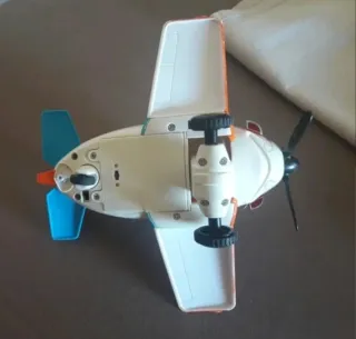 Avión Disney con Voz y Sonido