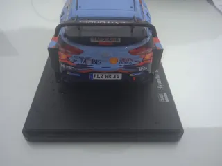 Maqueta Hyundai i20 WRC 1:6
