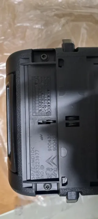 Consola Central Berlingo 2018-2025 Original K9