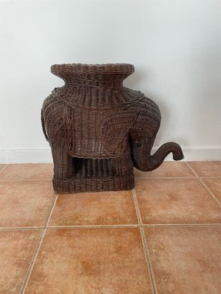 Mesita Elefante Mimbre Años 70
