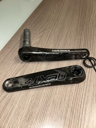 Pedaliera RaceFace Next R Carbono MTB