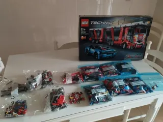 LEGO Technic 42098 Transportador de Coches