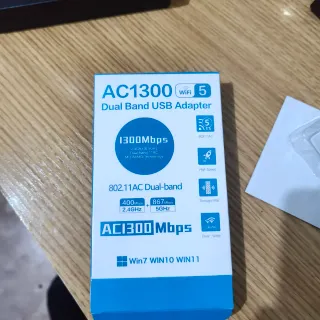 Adaptador USB WiFi AC1300 Dual Band