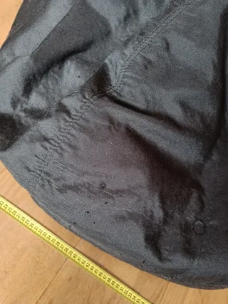 Puff pera reversibile viola e nero