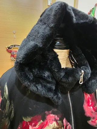 Chaqueta Neopreno y Pelo Flores