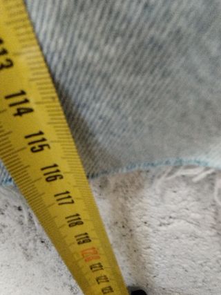 Pantalón vaquero Desigual desgastado