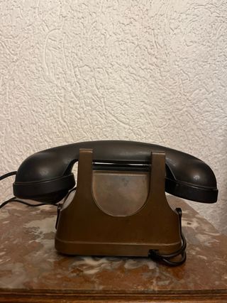 Teléfono antiguo de disco (años 50-60) marca ???