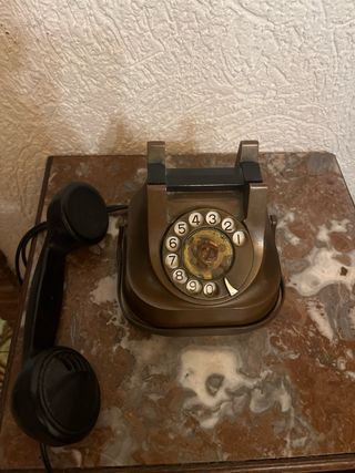 Teléfono antiguo de disco (años 50-60) marca ???