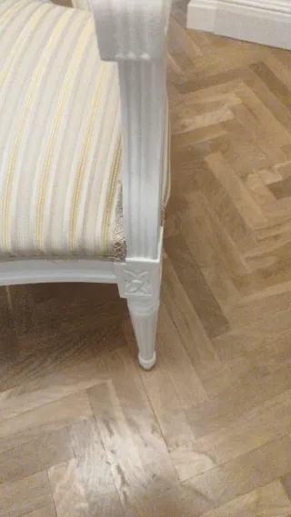 Cuatro Sillas tapizadas estilo Luis XV