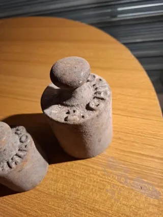 Lotto 4 pesi in ghisa