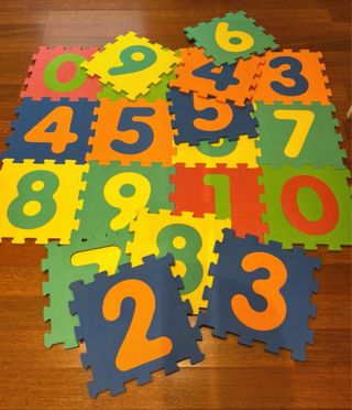 Set de 20 piezas suelo tipo puzzle de goma eva