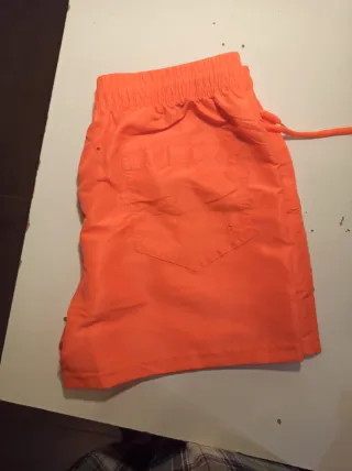 Bañador chico naranja