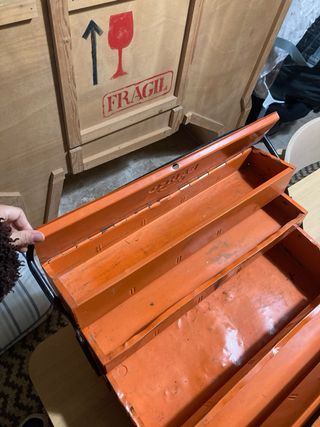 Caja de herramientas metálica BAHCO naranja