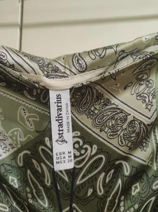 STRADIVARIUS - Falda estampado paisley