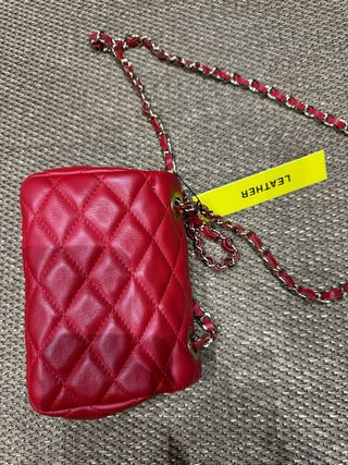 Bolso de cuero rojo nuevo
