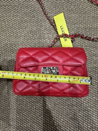 Bolso de cuero rojo nuevo