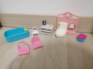 Muebles de juguete para casa de muñecas