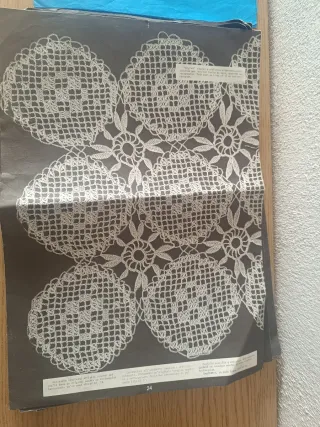 Antiga Revista Croché Prático e outra