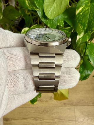Citizen F100 Titanium Eco-Drive Relógio