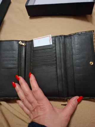 Portafoglio simil coccodrillo pelle