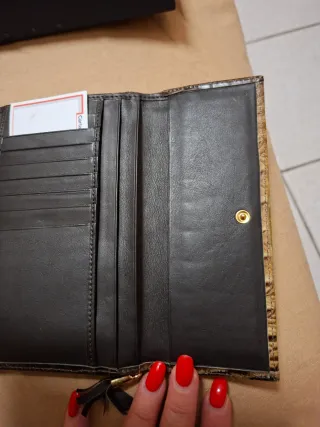 Portafoglio simil coccodrillo pelle