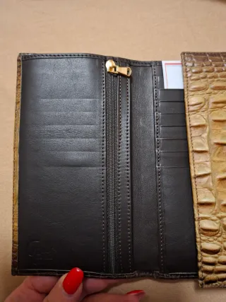 Portafoglio simil coccodrillo pelle