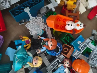 Lego Duplo Frozen, Tren