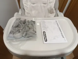 Trona Peg Perego + cojín acolchado