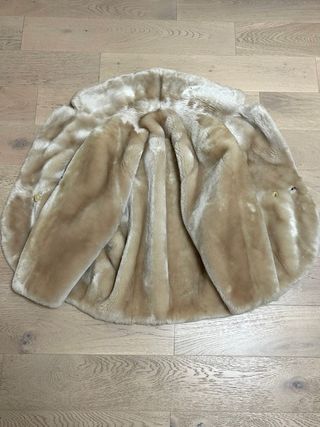 Pelliccia di montone vero vintage come nuova