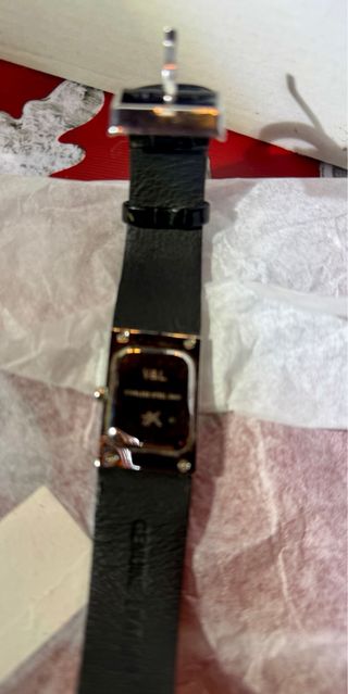 Reloj Victorio y Lucino Negro y Plateado