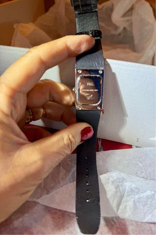 Reloj Victorio y Lucino Negro y Plateado