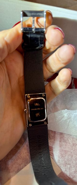 Reloj Victorio y Lucino Negro y Plateado