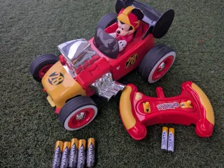Coche teledirigido Mickey Mouse