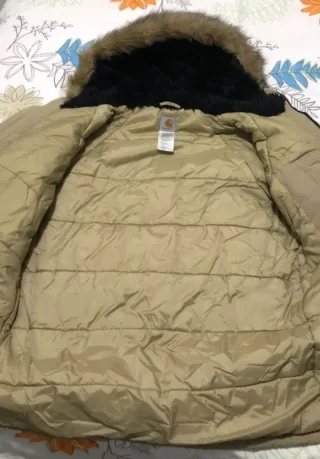 Cazadora Carhartt Beige con Capucha