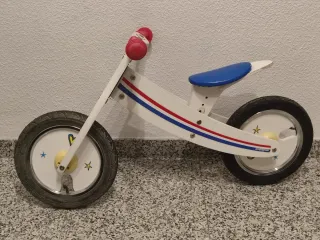 Bicicleta de equilibrio de madera