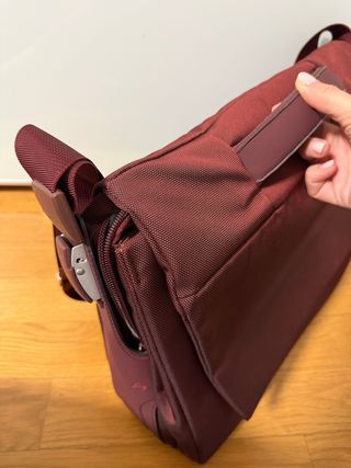 Maletín Mandarina Duck burdeos