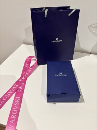 Saco, caixa e fita presente Swarovski