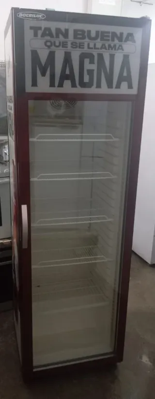 Nevera Grande Expositor por 380€.