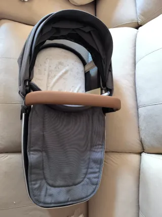 Capazo Joolz Hub Plus gris