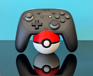 Soporte Poké Ball para Mando Nintendo Switch
