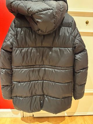 Plumas Mango Talla XS/34 Negra con capucha