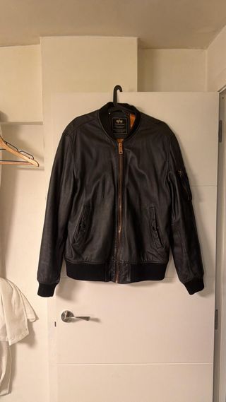 Cazadora Biker Cuero Alpha Industries Negra