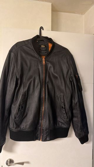Cazadora Biker Cuero Alpha Industries Negra