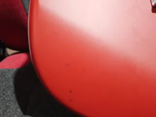 Guitarra Eléctrica Squier Stratocaster Roja