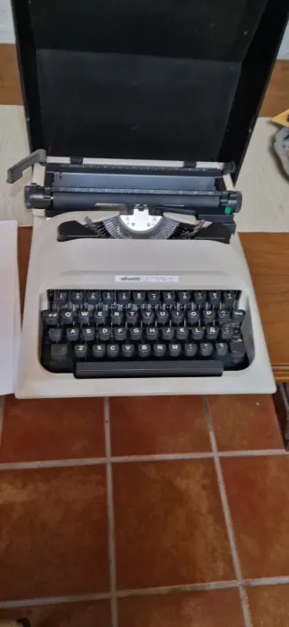 Olivetti Lettera 10 Máquina de Escribir